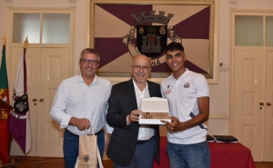 LOULÉ, «TERRA DE BICICLETAS», PRESTOU HOMENAGEM À EQUIPA DE CICLISMO DO LOULETANO