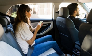 Só 27% dos jovens portugueses associam ter carro a independência, revela inquérito sobre a Geração Z