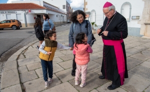 Bispo do Algarve em visita pastoral às paróquias de São Pedro de Faro e do Montenegro