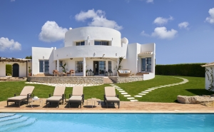 CASA ROSA DOS VENTOS A NOVA VILLA DO VILA VITA PARC É UMA LUXUOSA CASA DE FÉRIAS A PARTIR DE UM MOINHO DE VENTO