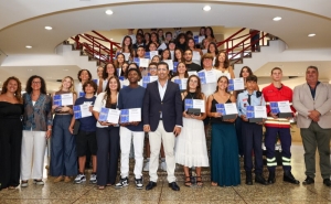 ALBUFEIRA RECONHECE MÉRITO A MAIS DE 50 JOVENS DO CONCELHO