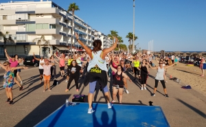 QUARTEIRA | 4.º Zumba Sunset com Bela Pereira no Verão Ativo 24 