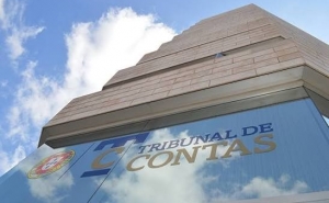PSD pede ao TdC e à ERC para analisarem contrato do município para comunicação