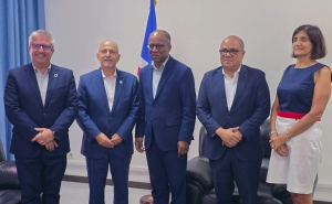 COMITIVA DE LOULÉ RECEBIDA POR GOVERNO DE CABO VERDE EM VISITA DE CORTESIA À ILHA DE SANTIAGO