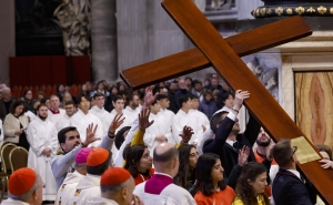 Algarvios na entrega dos símbolos da JMJ aos jovens da Coreia do Sul