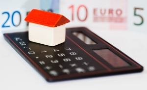 Avaliação bancária para compra de casa sobe 13% para 1.356 euros/m2 em abril - INE