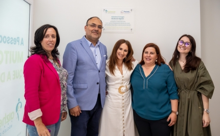  Município de Portimão ajuda a abrir portas da nova sede da Alzheimer Portugal no Algarve e a chegar mais longe no apoio às pessoas com demência