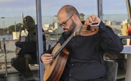 Ricardo J. Martins atua a 23 novembro,  no Museu do Trajo, em São Brás de Alportel