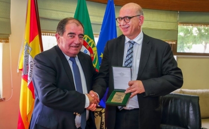 JOSÉ CARLOS ROLO RECEBEU EMBAIXADOR DA REPÚBLICA DE CHIPRE 