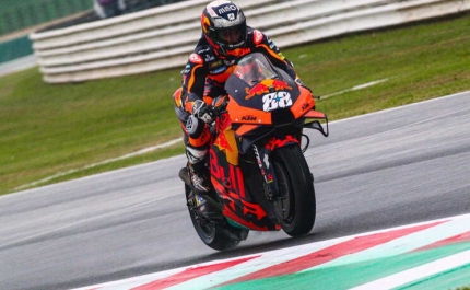 Miguel Oliveira triste por não ter terminado a corrida do Mundial de MotoGP