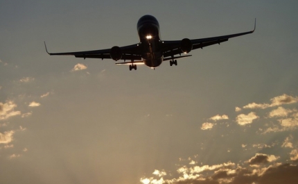 Covid-19: Transporte aéreo cai 93% em fevereiro - INE