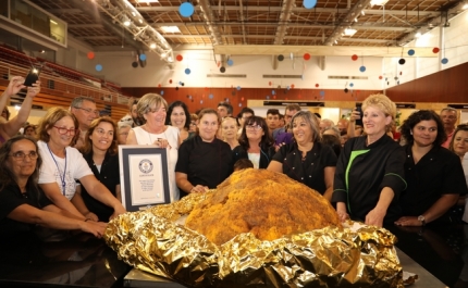 Lagos entra no Guinness World Records com um Dom Rodrigo de 126,7 kg apresentado na XXXII Feira Concurso Arte Doce