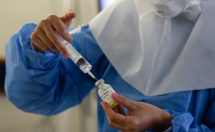 Covid-19: Incidência volta a descer e índice de transmissibilidade estabiliza