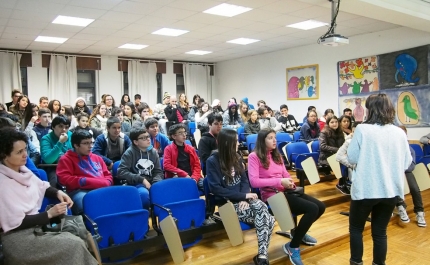 «VIOLÊNCIA NO NAMORO» VOLTA A SER TEMA DE DEBATE NAS ESCOLAS DO CONCELHO DE SILVES