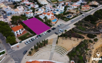 Município de Lagoa iniciou a construção de um novo Parque Infantil, na Praia do Carvoeiro