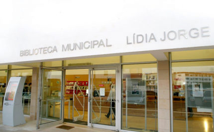  BIBLIOTECA MUNICIPAL DE ALBUFEIRA RETOMA SERVIÇO DE ENTREGA DE LIVROS