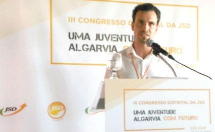 Carlos Gouveia Martins reeleito Presidente da JSD/Algarve até 2018