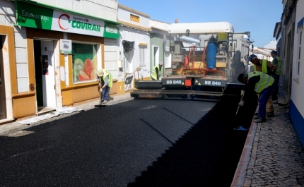 Concluída repavimentação da Rua 25 de Abril em Castro Marim 