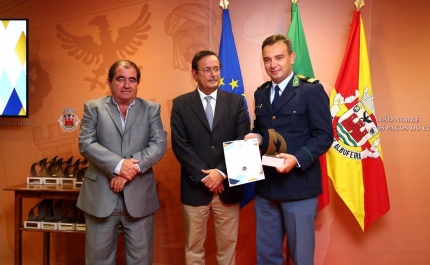 MUNICÍPIO HOMENAGEIA ENTIDADES QUE AJUDARAM A REERGUER ALBUFEIRA APÓS A TRAGÉDIA DO DIA 1 DE NOVEMBRO DE 2015