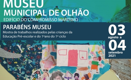 Artistas de palmo e meio em exposição no Museu Municipal