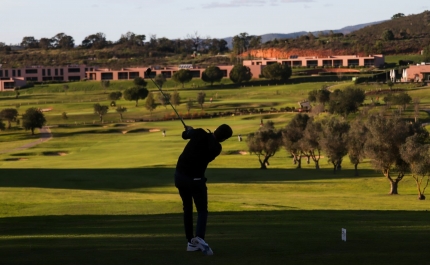 NAU Morgado do Reguengo Resort recebe cinco torneios do circuito profissional de golfe