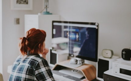 Teletrabalho obrigatório: a quem cabe pagar as despesas e garantir os equipamentos?