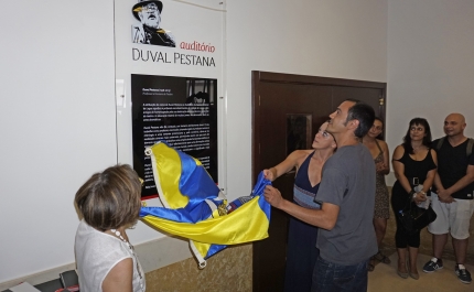 Lagos presta homenagem a Duval Pestana
