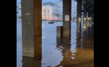 Zona da Baixa de Faro está inundada [c/vídeo]