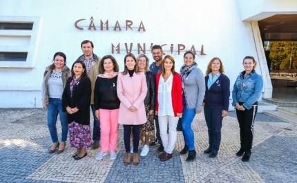 ALBUFEIRA COMEMORA DIA MUNICIPAL PARA A IGUALDADE COM SENSIBILIZAÇÃO PARA O CANCRO DA MAMA