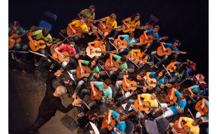Município de Lagos renova apoio à Orquestra Juvenil de Guitarras do Algarve
