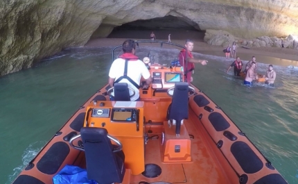 Evacuação médica de ferido de uma gruta no concelho de Lagoa