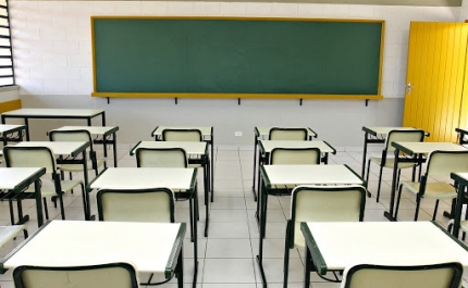 Covid-19: Confederação Independente de Pais defende ensino à distância para 3.º ciclo e secundário