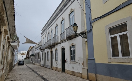 CCDR ALGARVE avança com obras de reabilitação e beneficiação do Edifício São Francisco - Faro