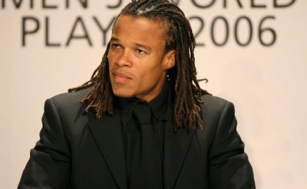 Edgar Davids é o novo treinador do Olhanense