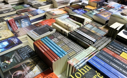 Agosto traz à Feira do Livro de Portimão grandes escritores da literatura local, regional e nacional