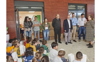 INFRALOBO e INFRAQUINTA oferecem árvores e livros às crianças da freguesia de Almancil