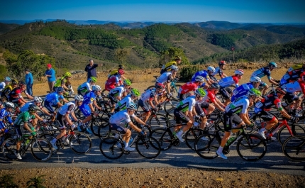 Volta ao Algarve com percurso clássico em 2019