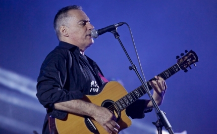 Domingos Caetano canta clássicos da música portuguesa no Auditório Municipal