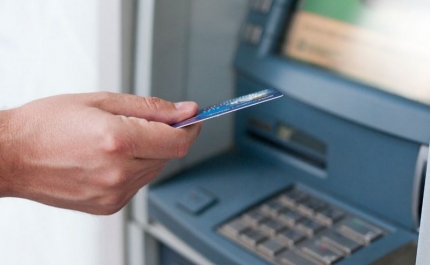 Cerca de 4,6 milhões pagam as contas de casa pelo banco