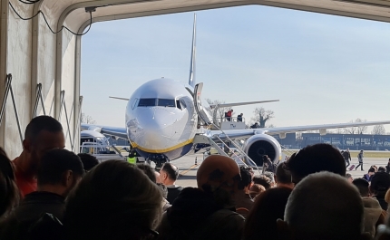 Passageiros nos aeroportos nacionais sobem 2,6% em julho para 7,2 milhões