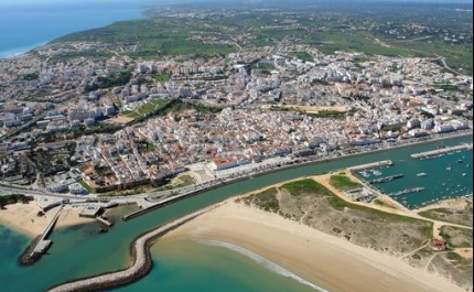 LAGOS: Câmara prorroga por seis meses prazo para concluir alteração do PDM