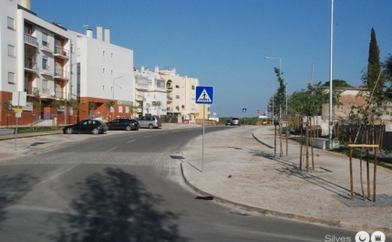 MUNICÍPIO DE SILVES CONCLUIU ARRUAMENTO DE LIGAÇÃO AO BAIRRO CAIXA DÁGUA