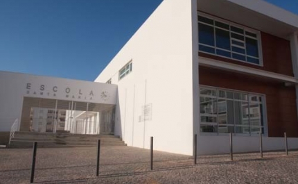 Câmara de Lagos reúne com escolas do concelho