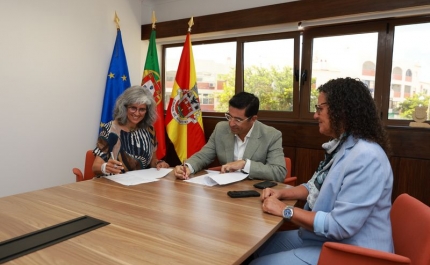 ALBUFEIRA APROXIMA A CIÊNCIA  DAS ESCOLAS E DA COMUNIDADE