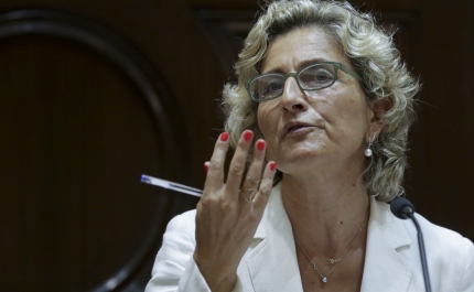 Congresso/Anafre: Ministra diz que descentralização deve ser «acelerada»