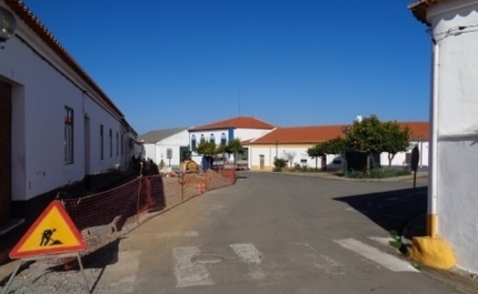 Praça da República, em Ervidel, está a ser requalificada