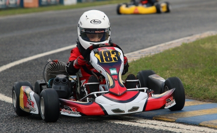  Mateus Cabrelli mostra rapidez na sua estreia no ´Nacional´ de Karting Cadete