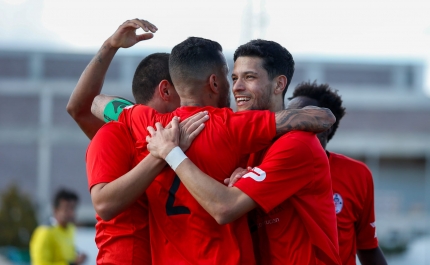 Com seis golos na segunda etapa, Almancilense goleia Farense B por 5-1