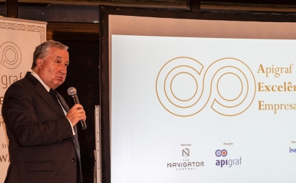 Modernográfica distinguida com Prémio de Excelência Empresarial da APIGRAF