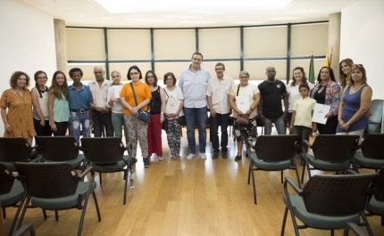 Câmara de Lagoa entregou sete fogos a famílias carenciadas nos Bairros Municipais de Porches e Poço Partido